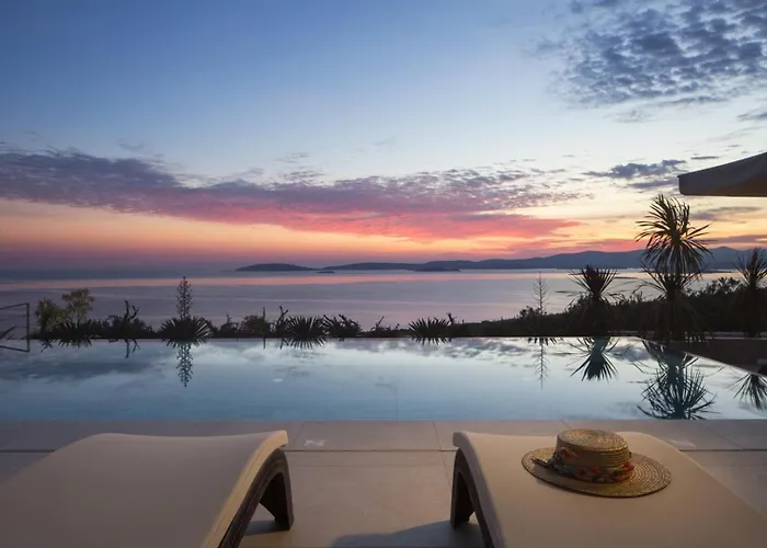 Vila Luxury Energy - Peljesac, Heated Pool, Ideal 8 Guests, Seafront *