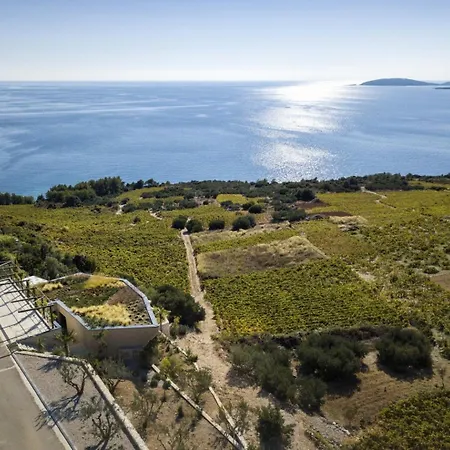 Luxury Energy - Peljesac, Heated Pool, Ideal 8 Guests, Seafront * Orebić