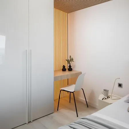 Luxury Energy - Peljesac, Heated Pool, Ideal 8 Guests, Seafront Orebić