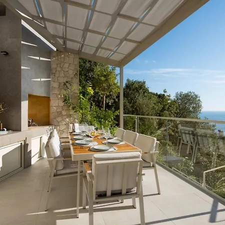 Willa Luxury Energy - Peljesac, Heated Pool, Ideal 8 Guests, Seafront