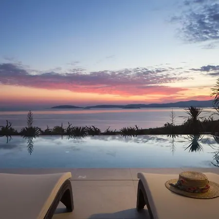 Willa Luxury Energy - Peljesac, Heated Pool, Ideal 8 Guests, Seafront *