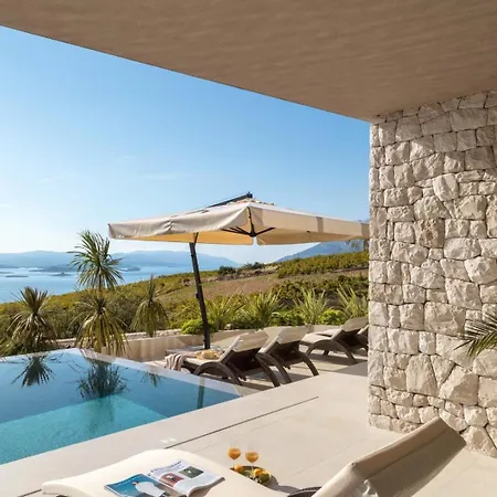 Willa Luxury Energy - Peljesac, Heated Pool, Ideal 8 Guests, Seafront *