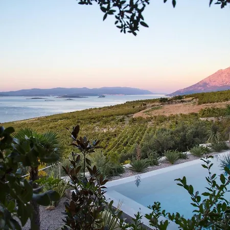 Luxury Energy Peljesac With Heated Pool Orebić